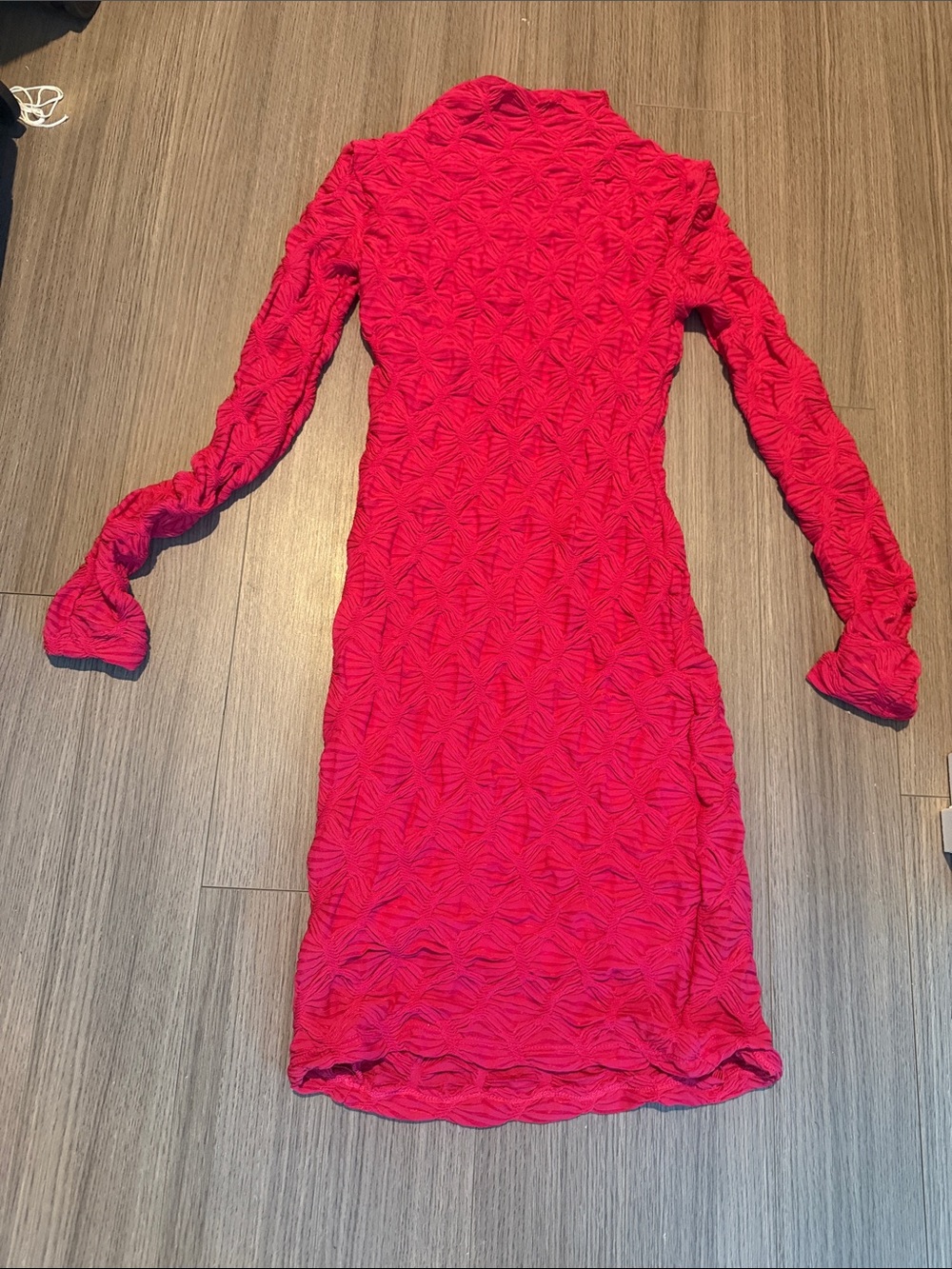 Maeve Fitted Textured Long-Sleeve Mini Dress in Red